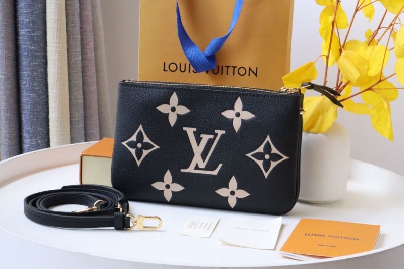 LV Purse